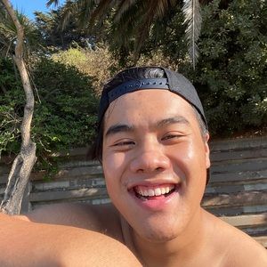 Meet your Posher, Khoa